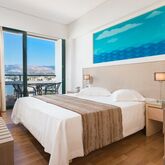 Alexandra Hotel Picture 3