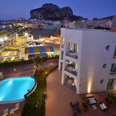 Astro Suite Hotel Picture 4