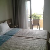 Lola Apartments Picture 13