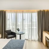 Ajax Hotel Picture 14