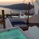 Balcony Apartments Picture 10