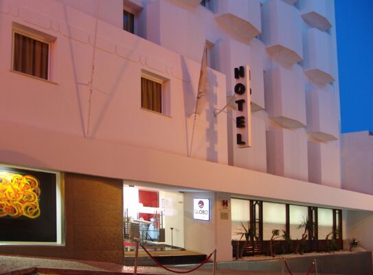 Holidays at Globo Hotel in Portimao, Algarve