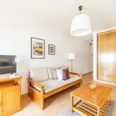 Oasis Beach Apartments Picture 13