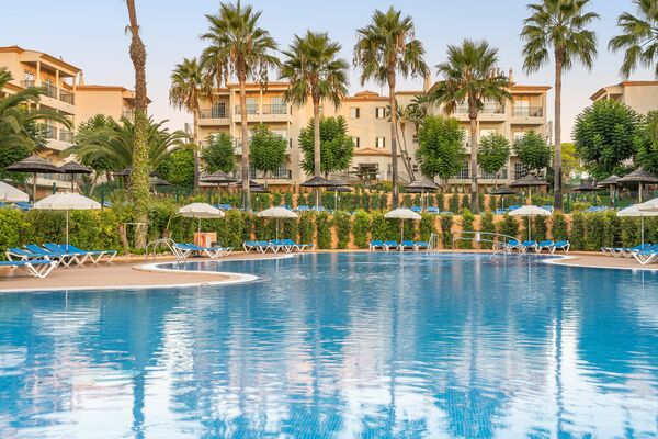 Holidays at 3HB Clube Humbria in Olhos de Agua, Albufeira
