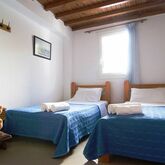 Madres Hotel Picture 4