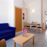 Cinco Plazas Apartments Picture 17