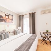 Oasis Beach Apartments Picture 15