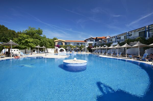 Holidays at Athena Pallas Village Hotel in Neos Marmaras, Halkidiki