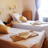 Sunrise Hotel Picture 19