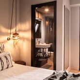 Smartline Lancaster Hotel Picture 2