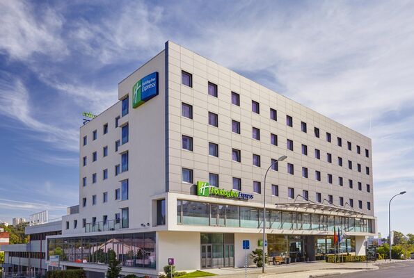 Holidays at Holiday Inn Express Lisbon Airport in Lisbon, Portugal