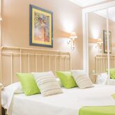 RF Astoria Aparthotel Picture 12