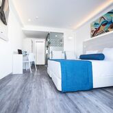 Surfing Colors Apartments Picture 17