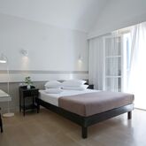 Kamari Beach Hotel Picture 18