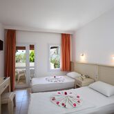 Summer Garden Suites & Beach Hotel Picture 12
