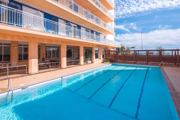 Holidays at Sorrabona Apartments in Pineda de Mar, Costa Brava