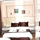 Almena Hotel Picture 10