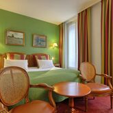 Holidays at Best Western Tour Eiffel Invalides Hotel in Tour Eiffel & Musee D'Orsay (Arr 7), Paris
