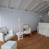 White Suites Hotel Picture 10
