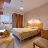 Tropical Sol Apartments Picture 17