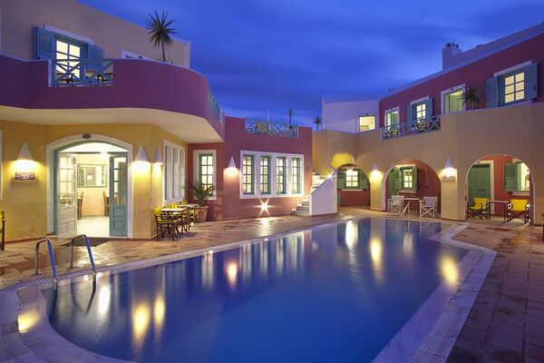 Holidays at Nikolas Hotel in Karterados, Santorini
