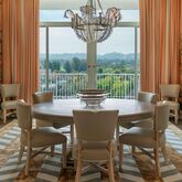 Beverly Hilton Hotel Picture 5