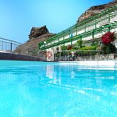 Los Veleros Apartments Picture 2