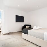 Balcony Apartments Picture 13