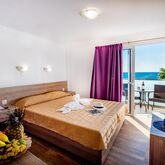 Ilyssion Hotel Picture 13