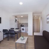 Maryciel Apartments Picture 9