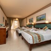 El Karma Aqua Beach Resort Picture 4