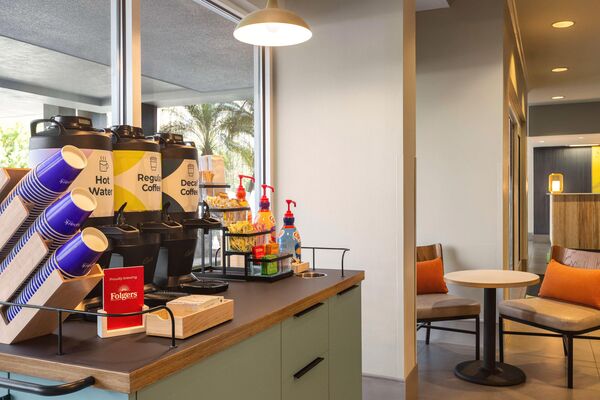 Holidays at Country Inn And Suites Universal in Orlando International Drive, Florida