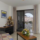 St Georges Apartments Picture 4