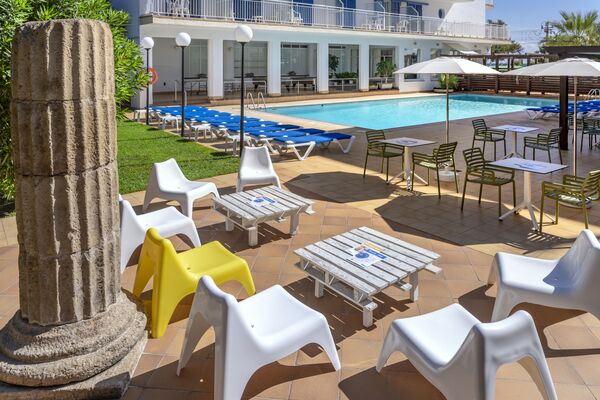 Holidays at Sorrabona Hotel in Pineda de Mar, Costa Brava