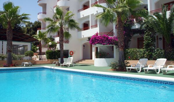 Holidays at Vista Playa I & II Apartments in Cala Blanca, Menorca