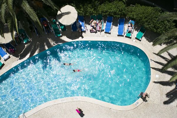 Holidays at Mirachoro III Apartments in Portimao, Algarve
