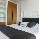 Balcony Apartments Picture 17