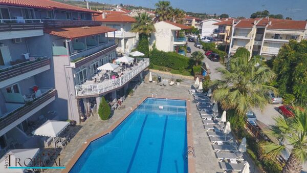 Holidays at Tropical Studio Apartments in Hanioti, Halkidiki