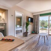 Ferrera Beach Apartments Picture 12