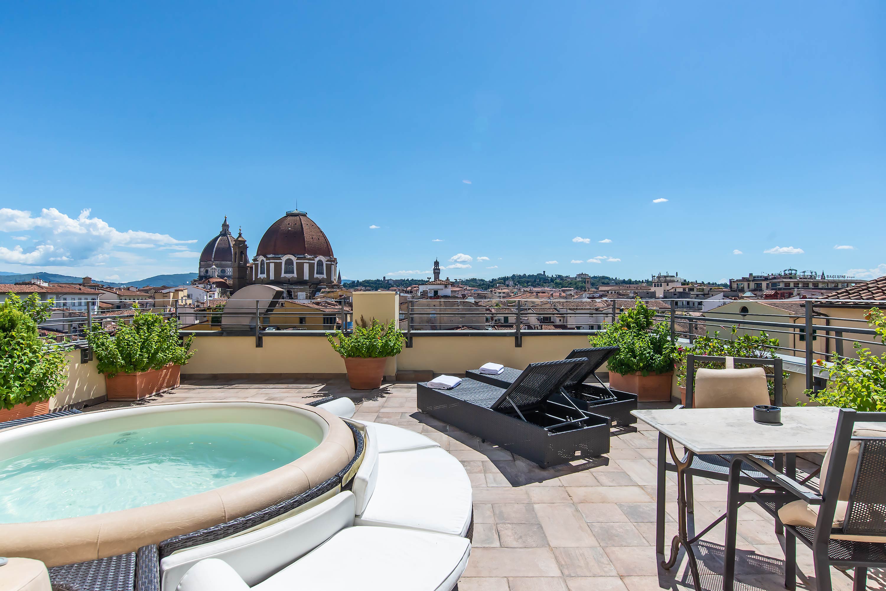 Holidays at Machiavelli Palace Hotel in Florence, Tuscany