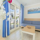 Flora Apartments Picture 2