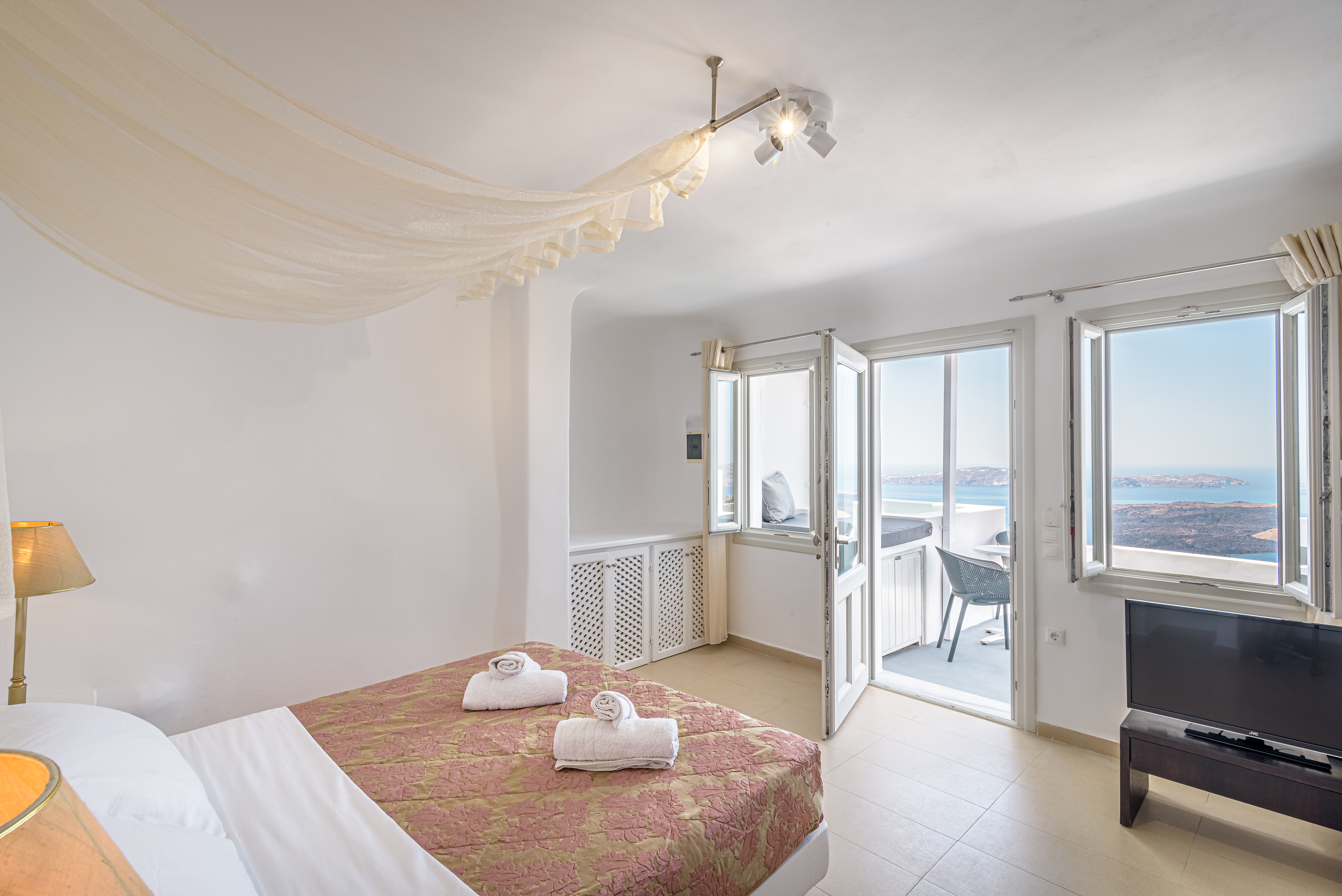 Avianto Suites Hotel Picture 0