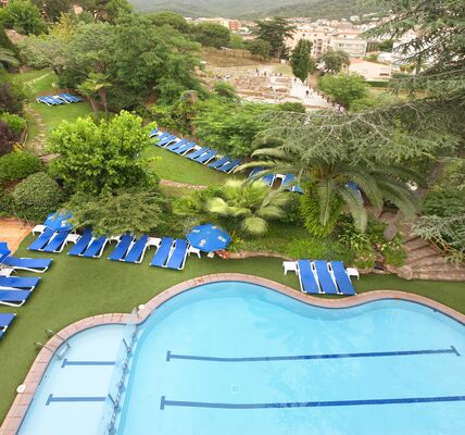 Holidays at GHT Neptuno Hotel in Tossa de Mar, Costa Brava