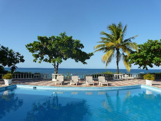 Holidays at Silver Seas Hotel in Ocho Rios, Jamaica