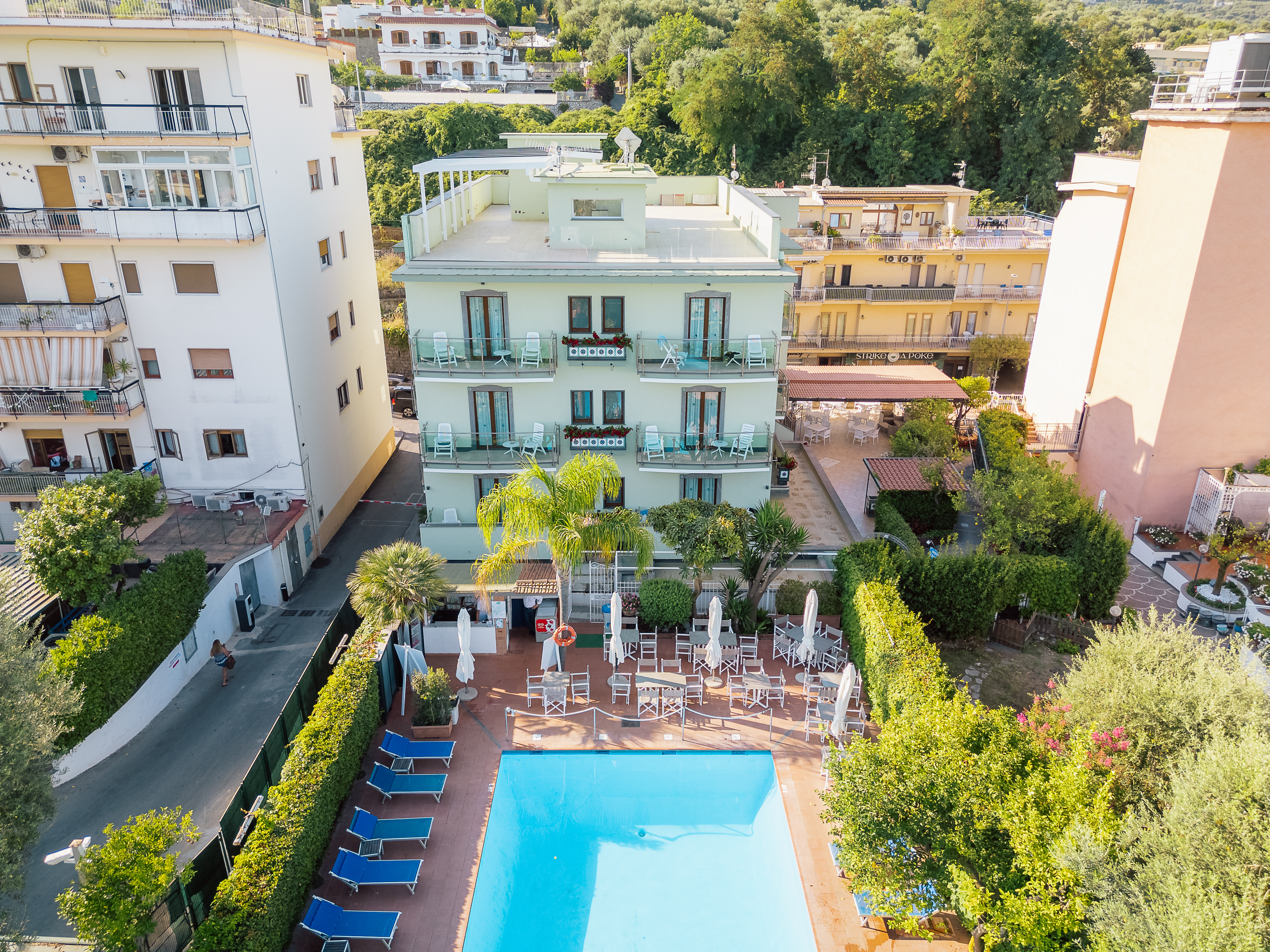 Holidays at Gardenia Hotel in Sorrento, Neapolitan Riviera