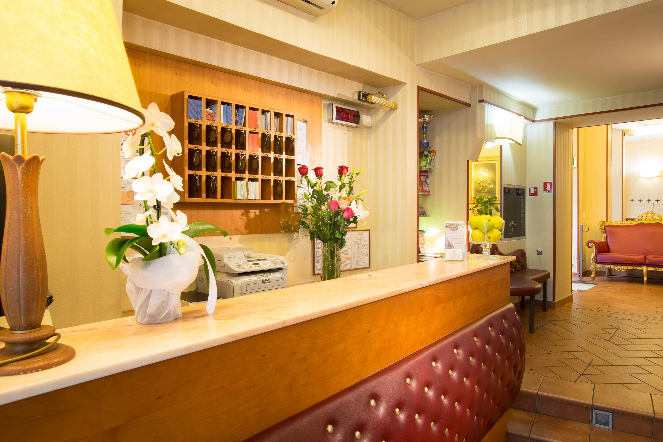 Holidays at Albergo Montreal Hotel in Florence, Tuscany
