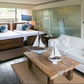 Dhevatara Beach Hotel & Spa Picture 4