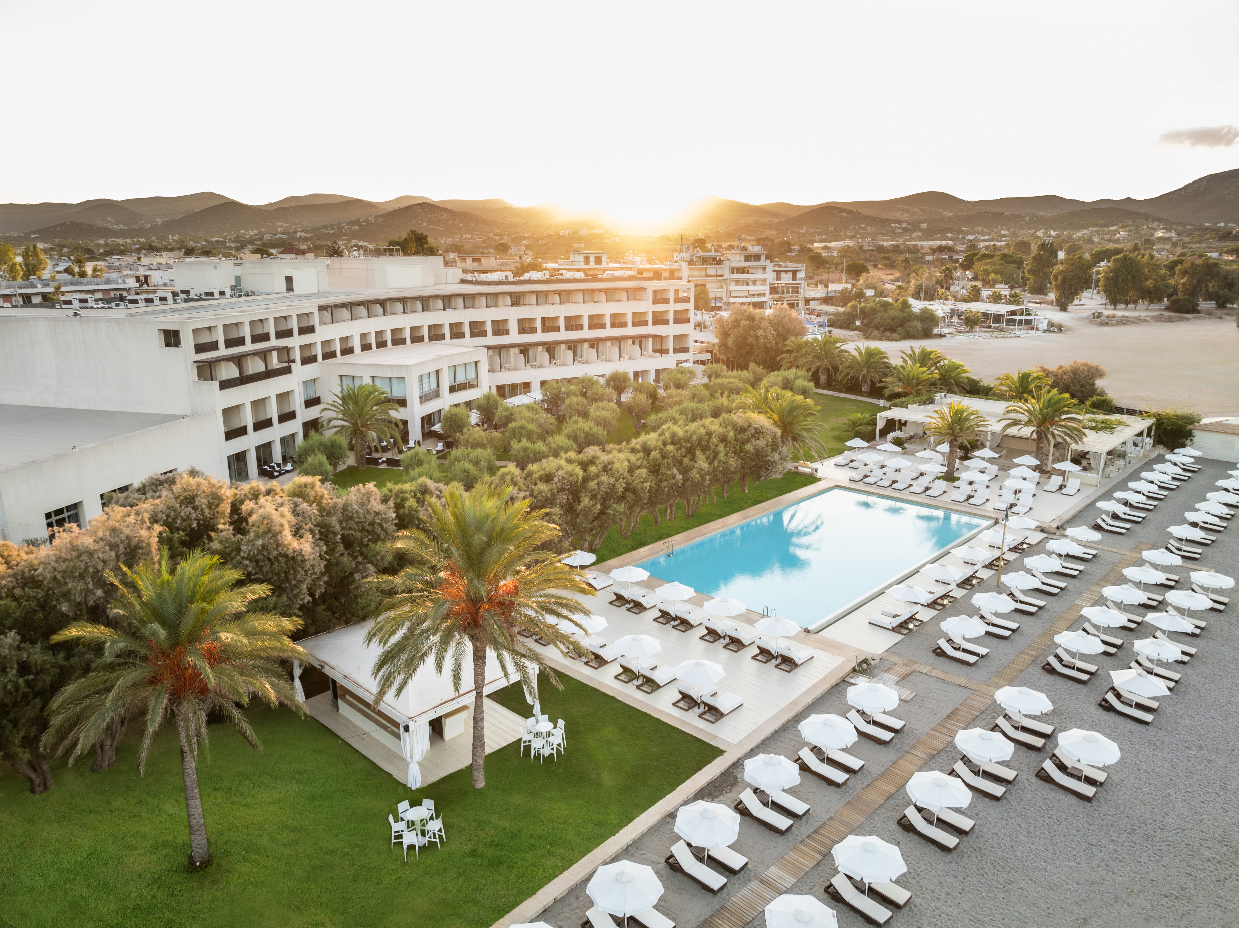 Holidays at Plaza Resort Hotel in Anavyssos, Athens