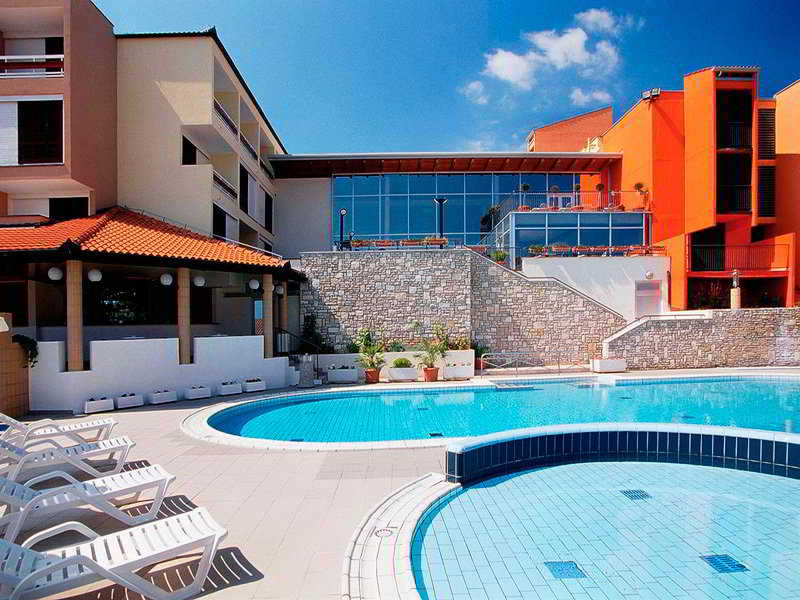 Holidays at Albona Hotel and Residence in Rabac, Croatia