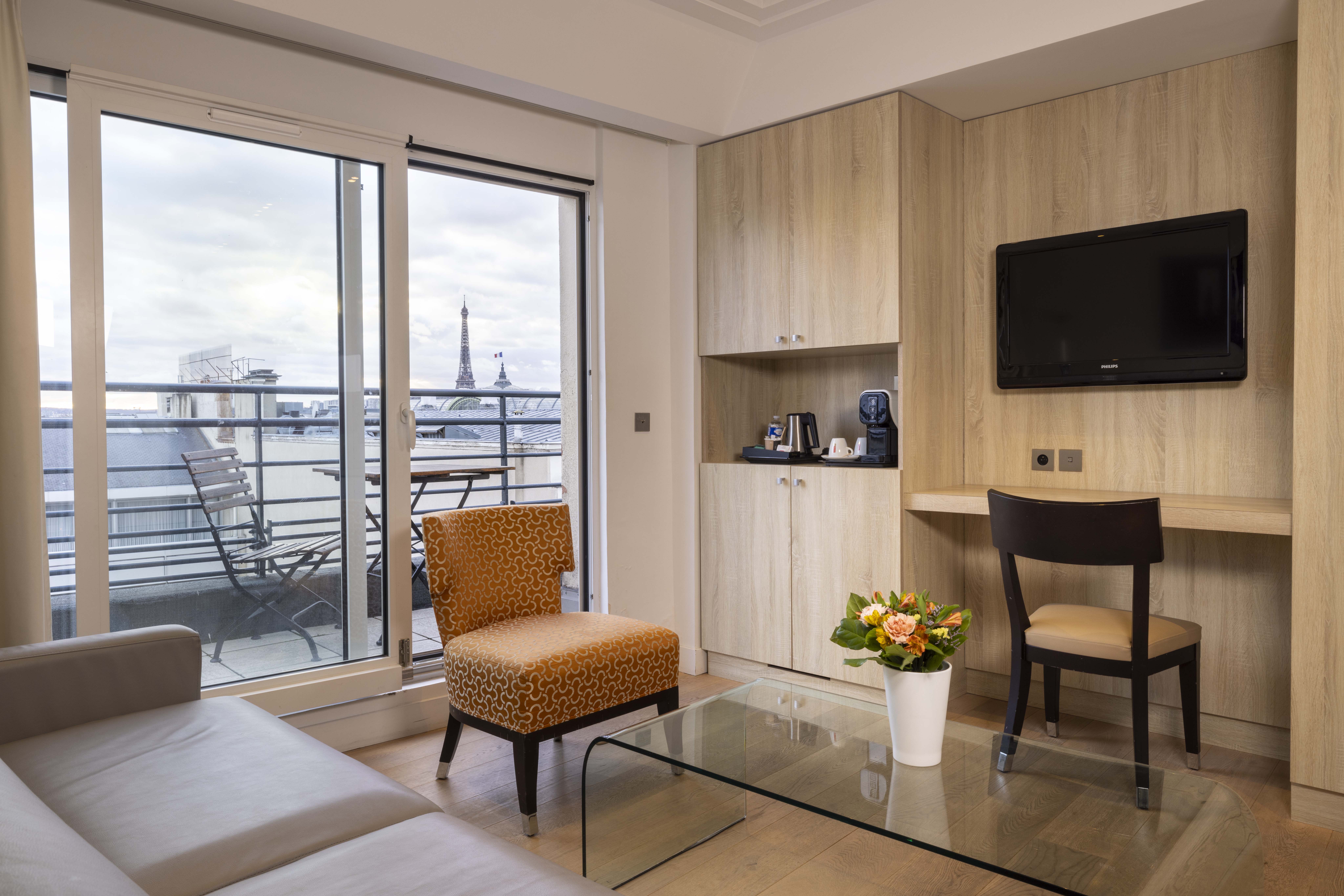 Holidays at Castiglione Hotel in C.Elysees, Trocadero & Etoile (Arr 8 & 16), Paris